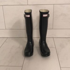 Hunter rain boots - size 8
